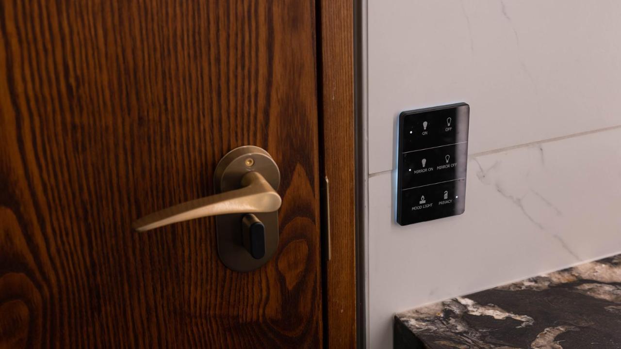 Horizon By Skycity Окленд Екстер'єр фото A keypad entry system