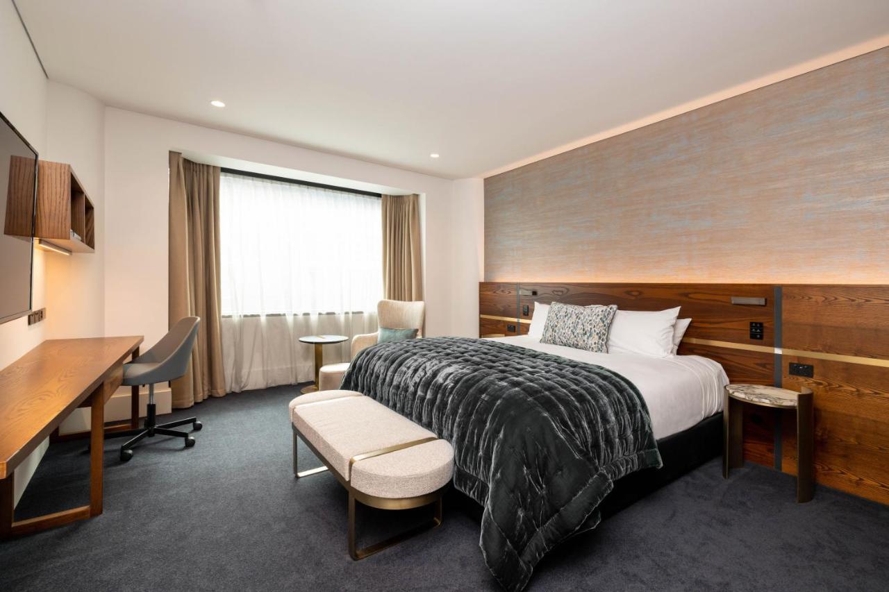 Horizon By Skycity Окленд Екстер'єр фото A bedroom at The Mitre Hotel