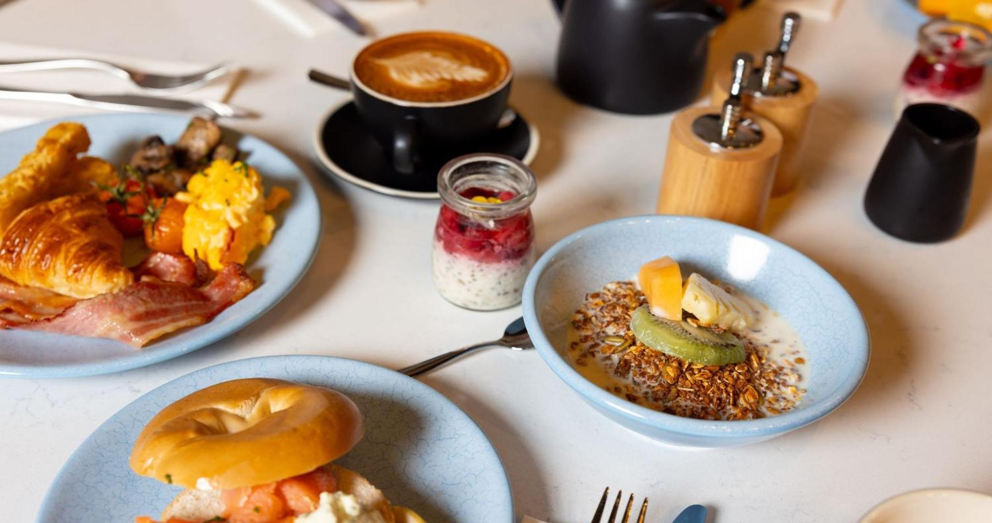 Horizon By Skycity Окленд Екстер'єр фото Breakfast at the Bluebird Cafe